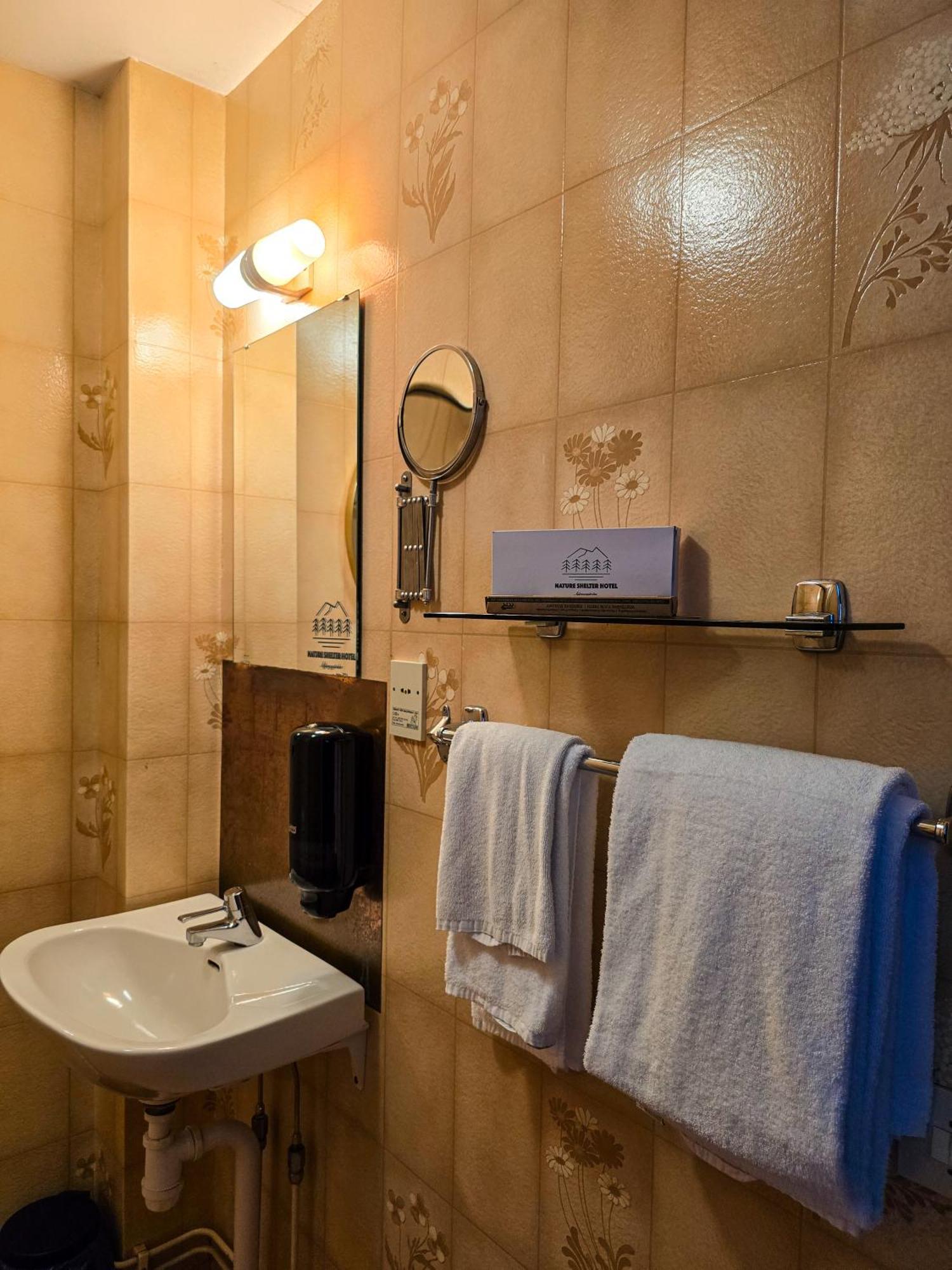 Nature Shelter Hotel Asljunga Ngoại thất bức ảnh